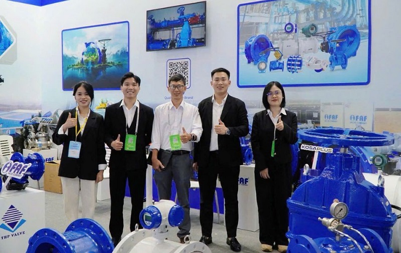 Đội ngũ Tuấn Hưng Phát luôn sẵn sàng đón tiếp và trao đổi cùng quý khách hàng