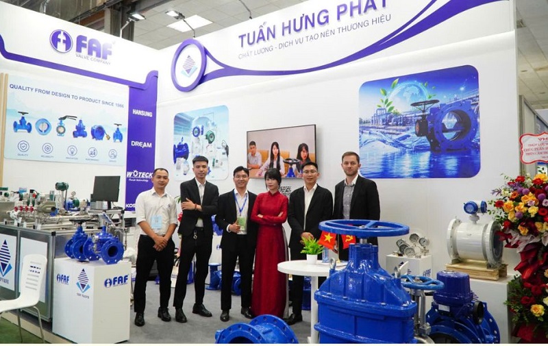 Đội ngũ Tuấn Hưng Phát luôn sẵn sàng tư vấn, hỗ trợ khách hàng